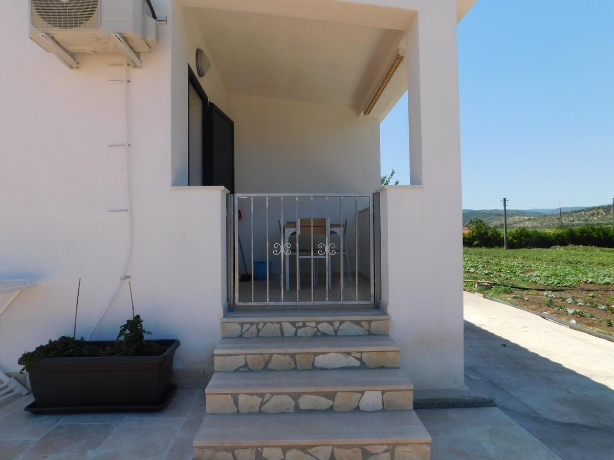 Annaluce Apartments В'єсте Екстер'єр фото